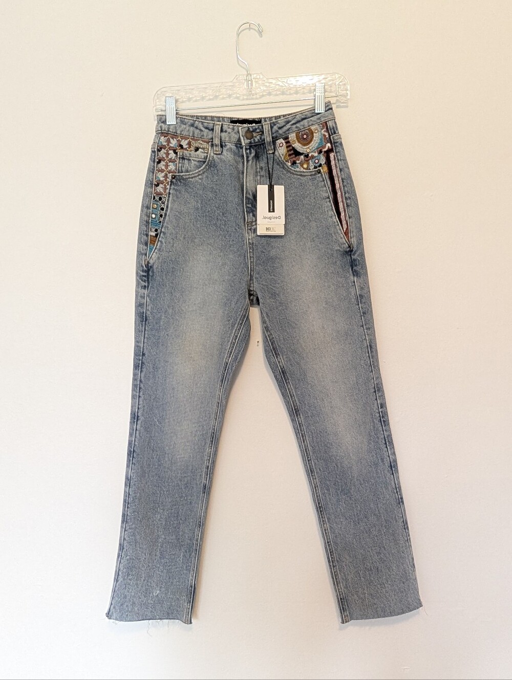 NWT Desigual "Denim Riverside" Embroidered Straight Leg Jeans – Size 34 / US 0